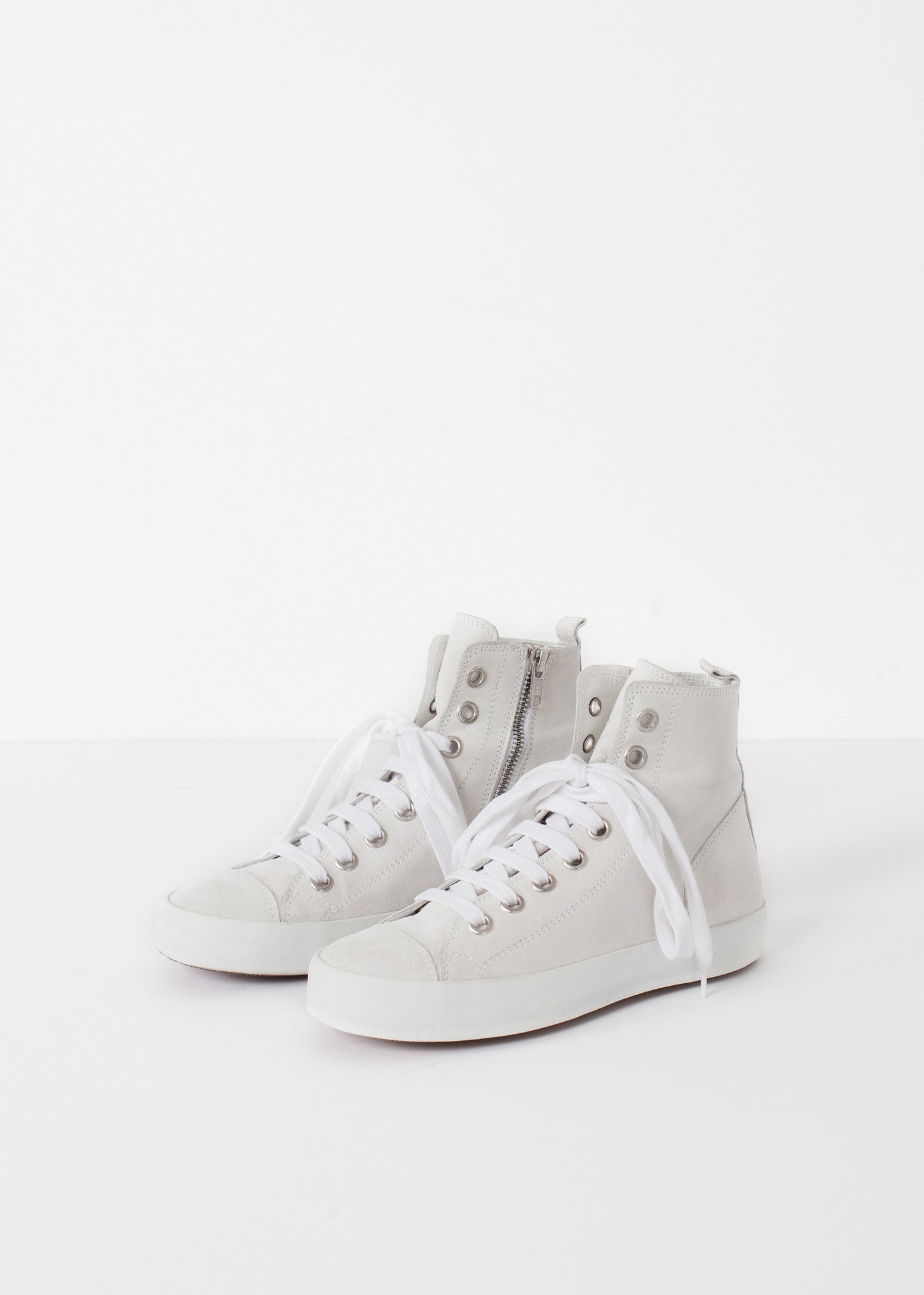 High Top Sneaker