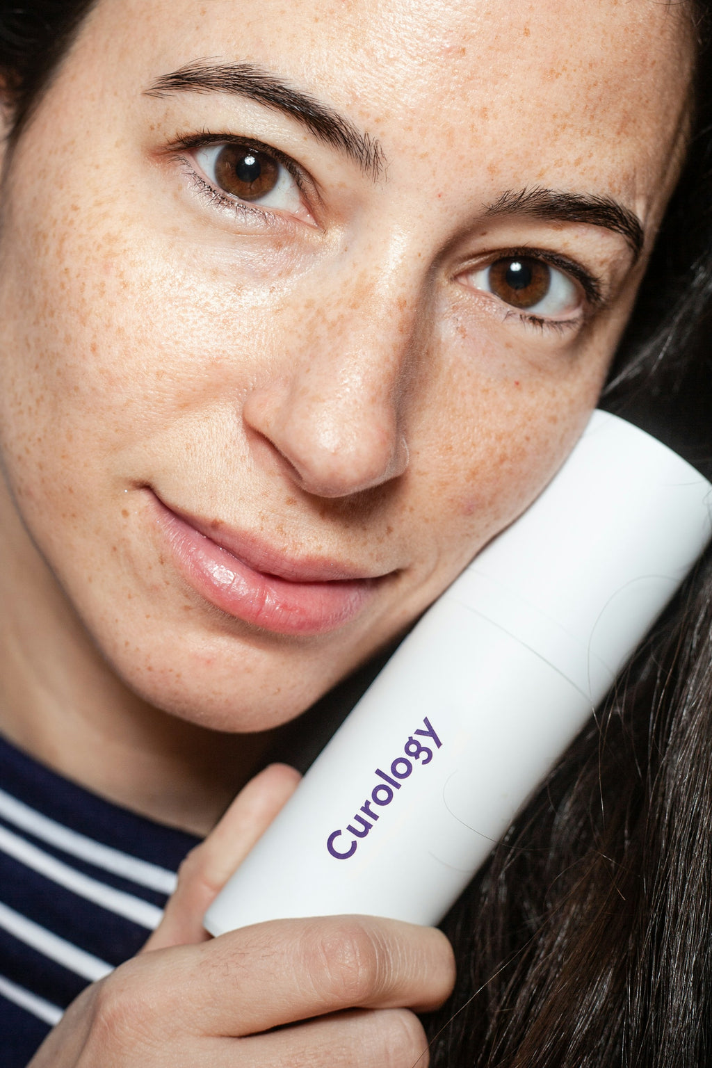 Hydrating face wash