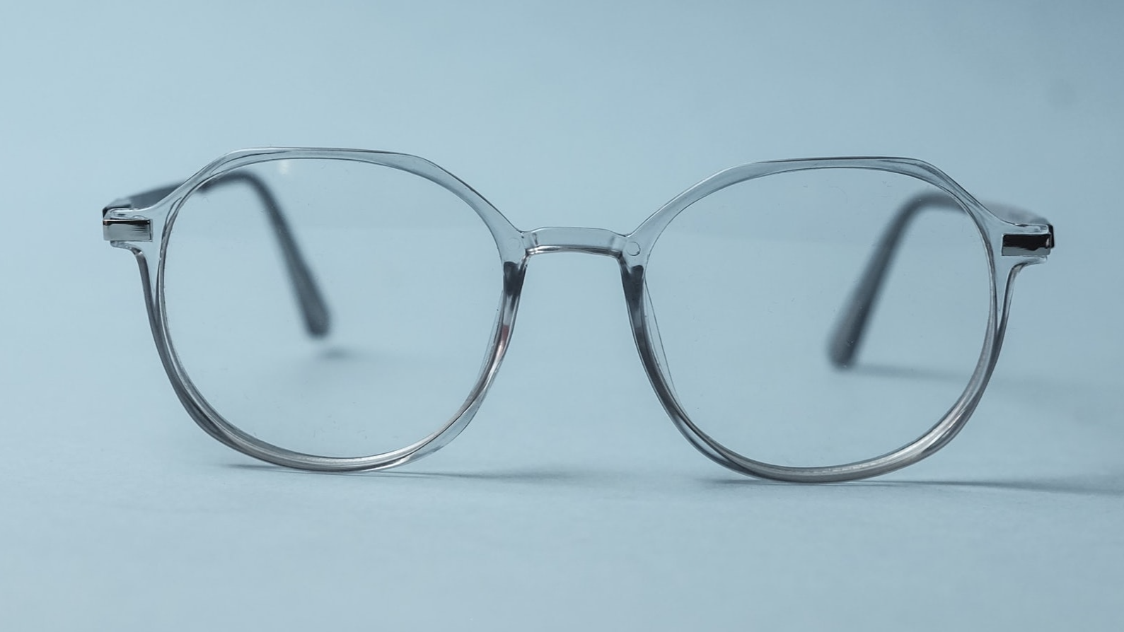 Clear Octagonal Frame